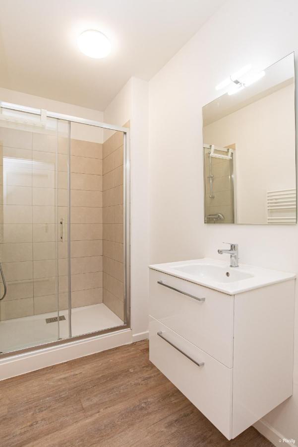 Le Duplex - T6 Coeur De Ville อาฌ็อง ภายนอก รูปภาพ
